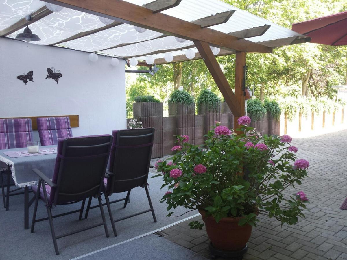 Ferienwohnung Kiruga Кипенхайм Екстериор снимка